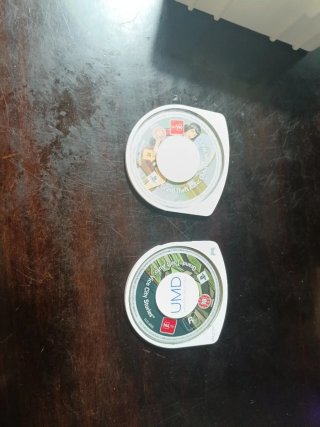 Caja Pokémon + Juegos PSP