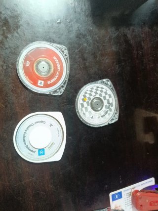 Caja Pokémon + Juegos PSP