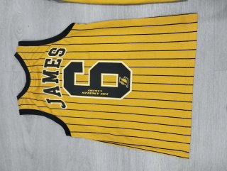 Conjunto Lakers Talla 8-9