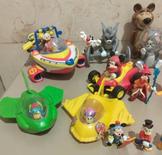 23 Figuras Disney Variadas