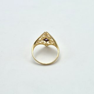 Anillo oro de 18k Rombo con Piedra. 2.34g T-14.