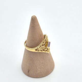 Anillo oro de 18k Rombo con Piedra. 2.34g T-14.