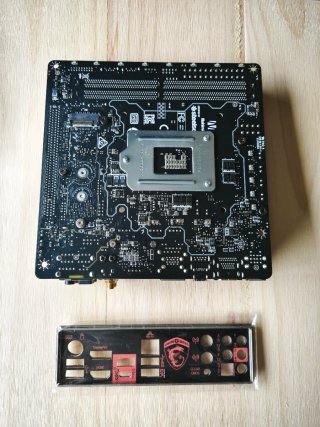 Placa base Micro ATX MSI Z270I Carbon AC