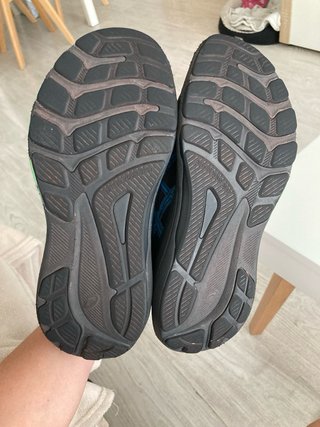 Zapatillas Asics Talla 39 Negras y Verdes