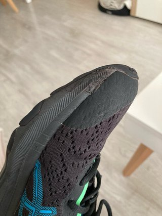Zapatillas Asics Talla 39 Negras y Verdes