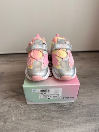 Zapatillas Conguitos con luces sirena