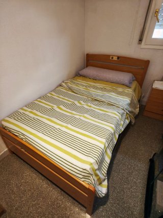 Armario y Cama Somier Madera