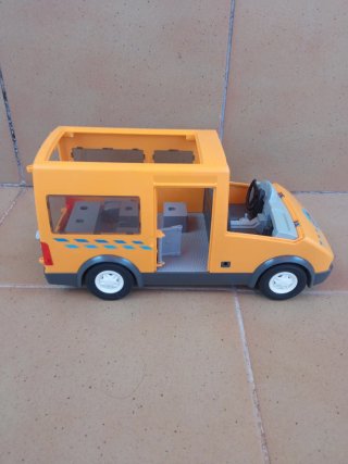 Ambulancia Playmobil