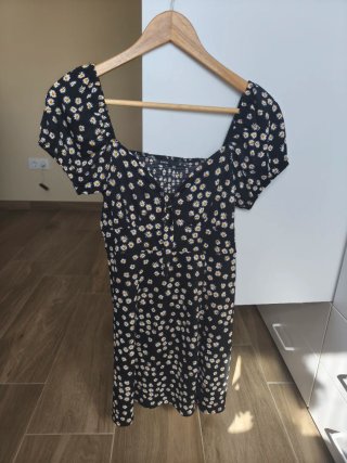 Vestido negro estampado floral