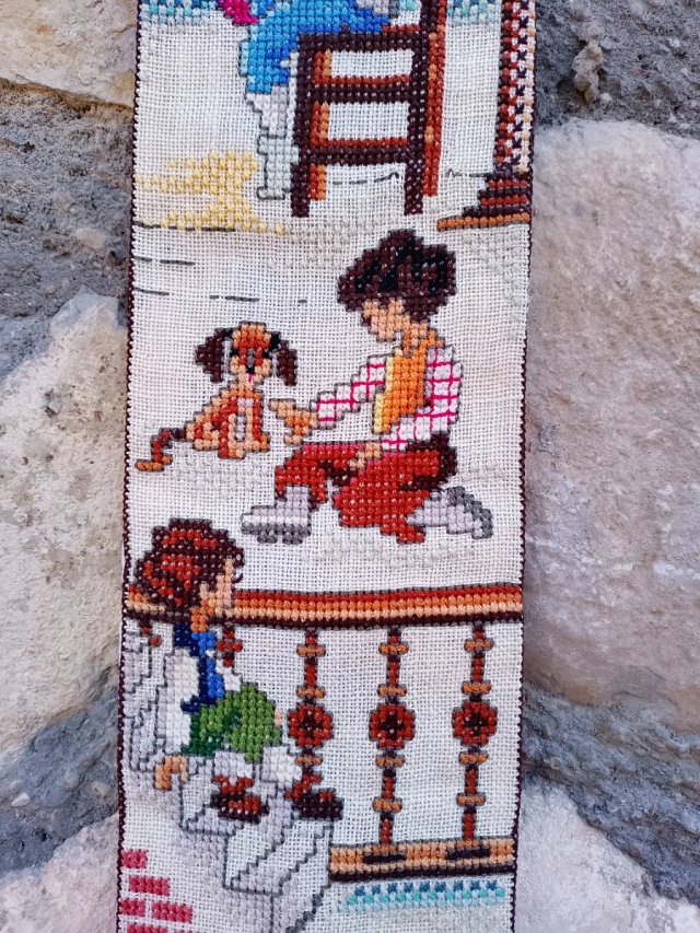 Tirador Campana Vintage Punto Cruz Años 70