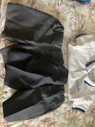 RopaColeDioce Cáceres Talla 2-3 años(6€ artículo)