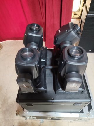 4 Luces Robot LED Boston 60 + Maleta