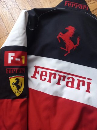 Chaqueta Ferrari