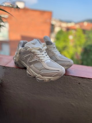 New Balance 9060 Beige/Gris