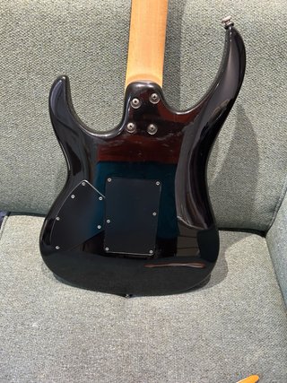 Guitarra Cort Viva Floyd Rose