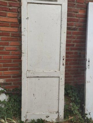 Puerta madera interior antigua