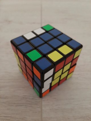 Pack 2 Cubos Mágicos: Pirámide y 4x4