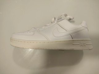 Zapatillas deportivas blancas chica