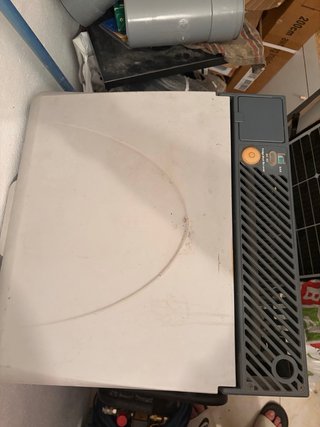 Nevera portátil eléctrica y de gas
