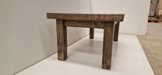 Mesa de centro artesanal de madera