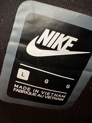 Chaqueta Nike Tech Negra y Gris Cremallera