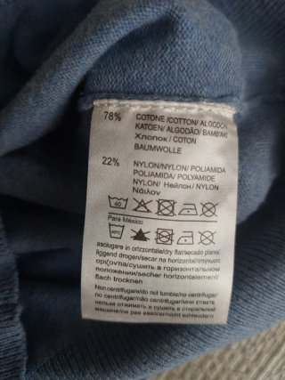 Maglioncino azzurro 6 anni