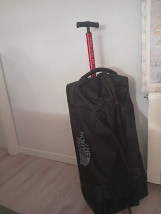 Maleta The North Face Negra y Roja