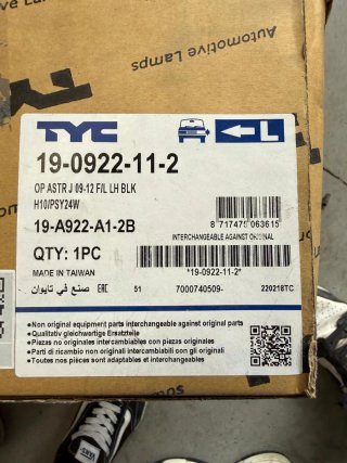 Antiniebla derecho Opel Astra J