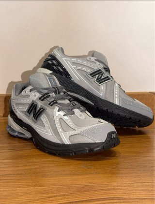 New Balance 1906R Cinza