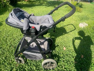 Carrito bebé Asalvo Baby con Maxicosi.