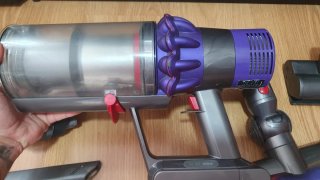 Dyson V10 + Accesorios