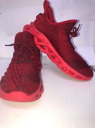 Zapatillas n* 38 “Trekking” Rojas