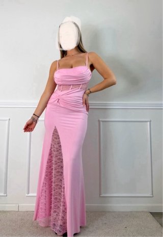 Abito lungo rosa con pizzo taglia M