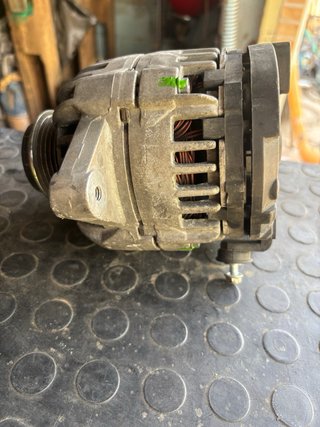 Alternador Toyota Yaris 1.4 D-4D