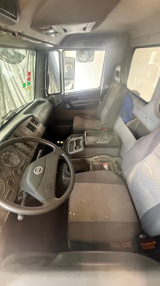 Nissan Atleon