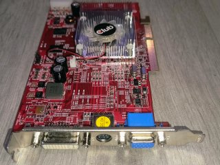 ATI Radeon X1600 Pro Club 3D Tarjeta Gráfica AGP