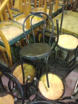 Sillas de bar estilo Tonet