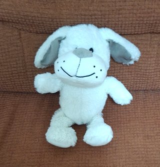 Peluche perro blanco