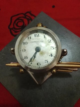 Reloj CEREALINE antiguo plateado