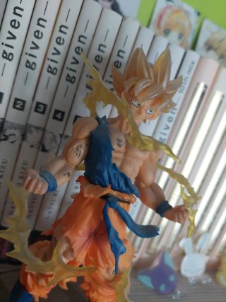 Figura Goku Super Saiyan