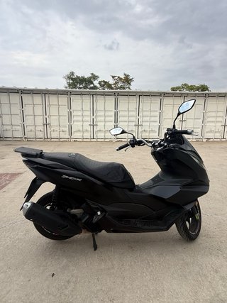 Honda PCX Negra