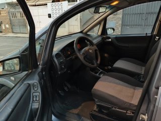 Opel Zafira 2005