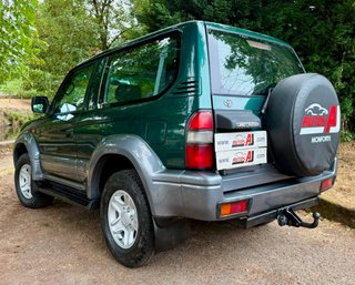 Toyota Land Cruiser 90 1999