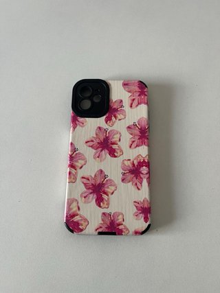 36 Fundas iPhone 11 Variadas