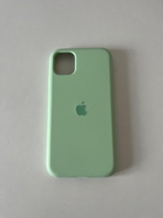 36 Fundas iPhone 11 Variadas