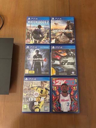 PS4 1TB Negra + 6 Juegos