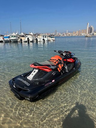 Moto de agua Sea-Doo RXT-X aS 260 RS