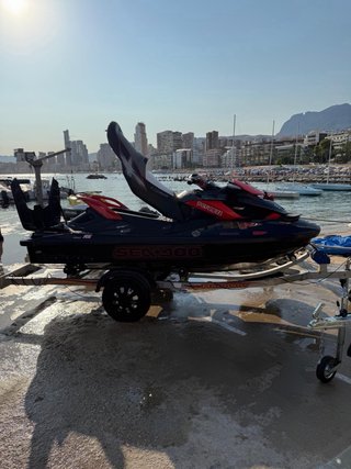Moto de agua Sea-Doo RXT-X aS 260 RS