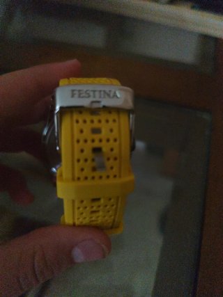 Reloj Festina Cronógrafo Negro y Amarillo