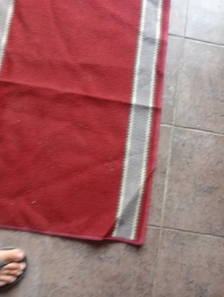 Alfombra larga para pasillo roja y gris larga 380